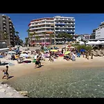 Lägenhet With Private Garden, Pool & 150 M Antibes