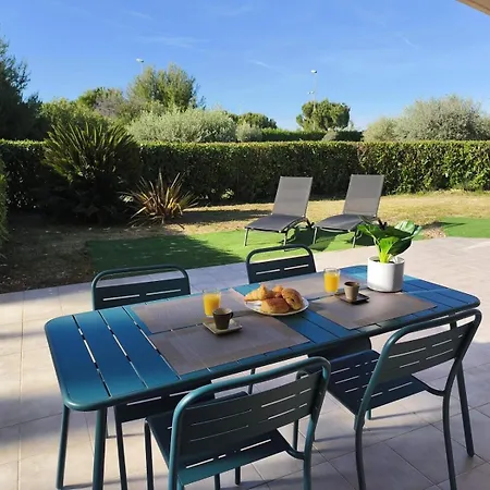 With Private Garden, Pool & 150 M
